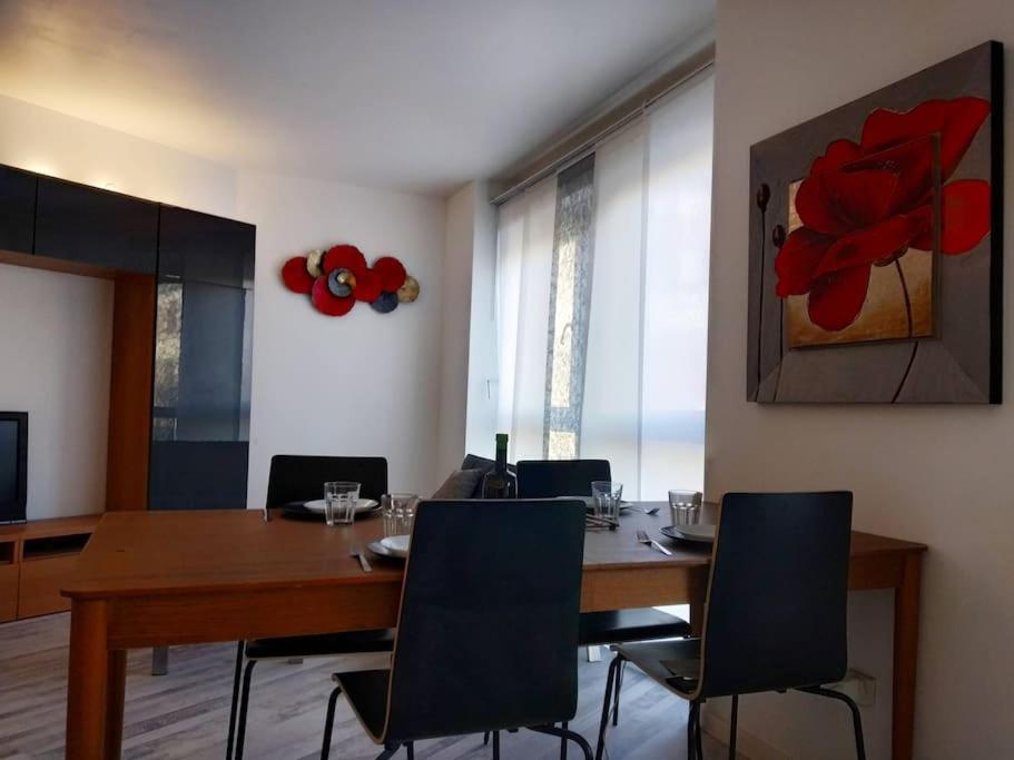 קלישי Superb Modern Apartment מראה חיצוני תמונה
